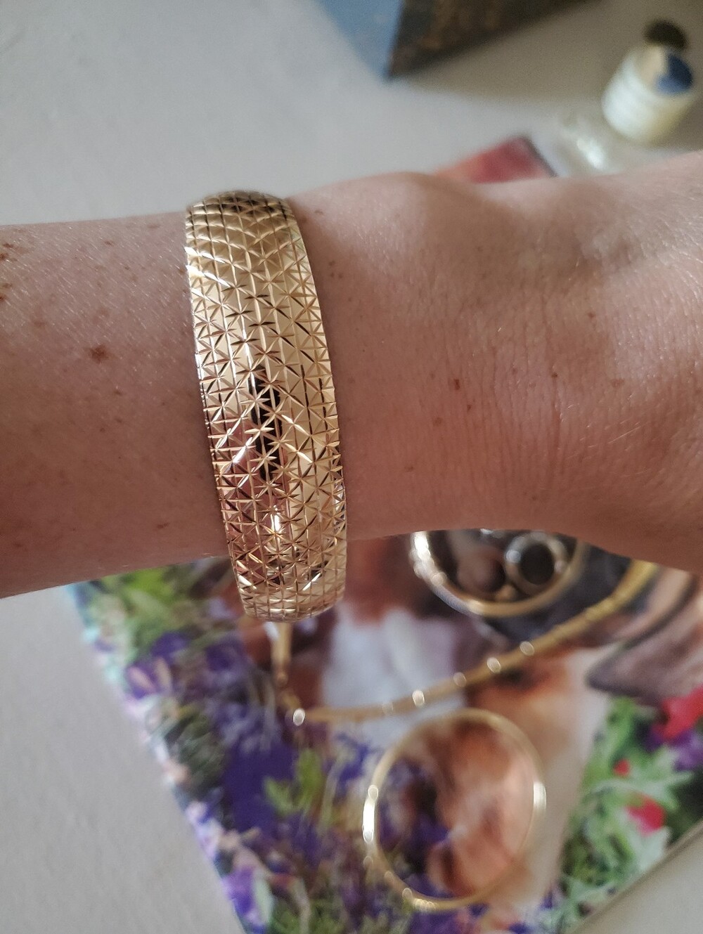 585 Gold Bangle
